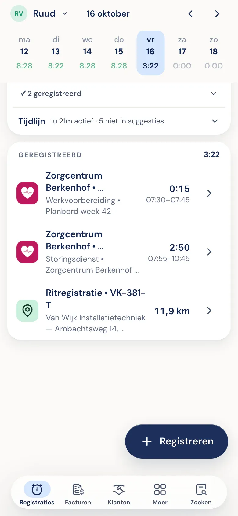 Op de telefoon: Registratieformulier met de klant- en projectkiezer open
